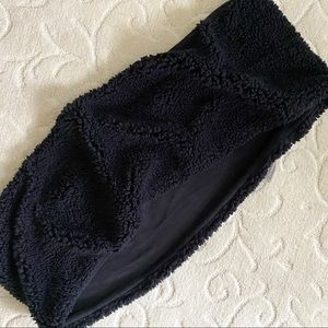 Warm Double-Sided Reversible black Circle Scarf OS